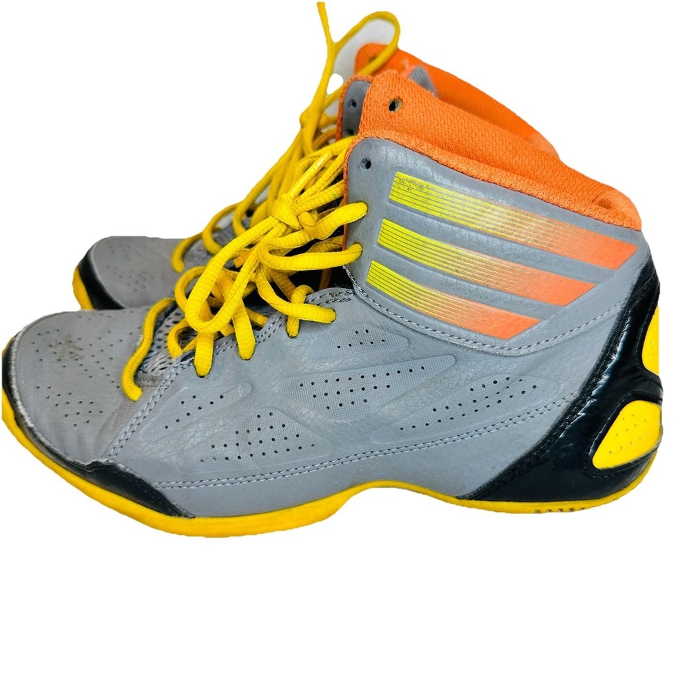 ADIDAS Next Level Speed Basketball Athletic Shoes G66504 Youth Size US 4 EK 3.5